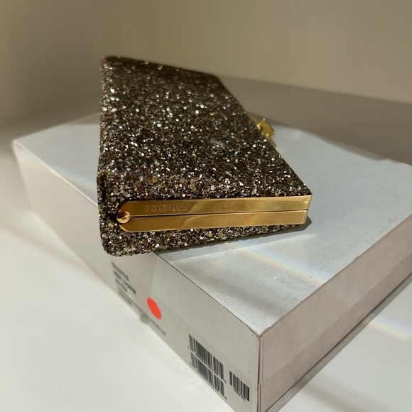Authentic Jimmy Choo Coarse glitter Celeste clutch with chain antique gold - Picture 4 of 7